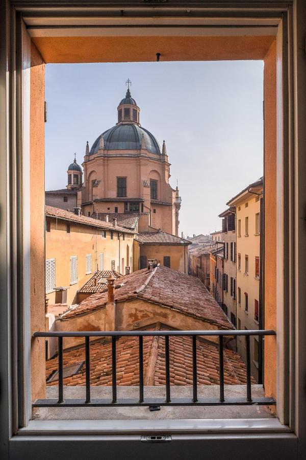 Urbanicooh Asinelli - Balcony On Piazza Maggiore Bolonia Exterior foto