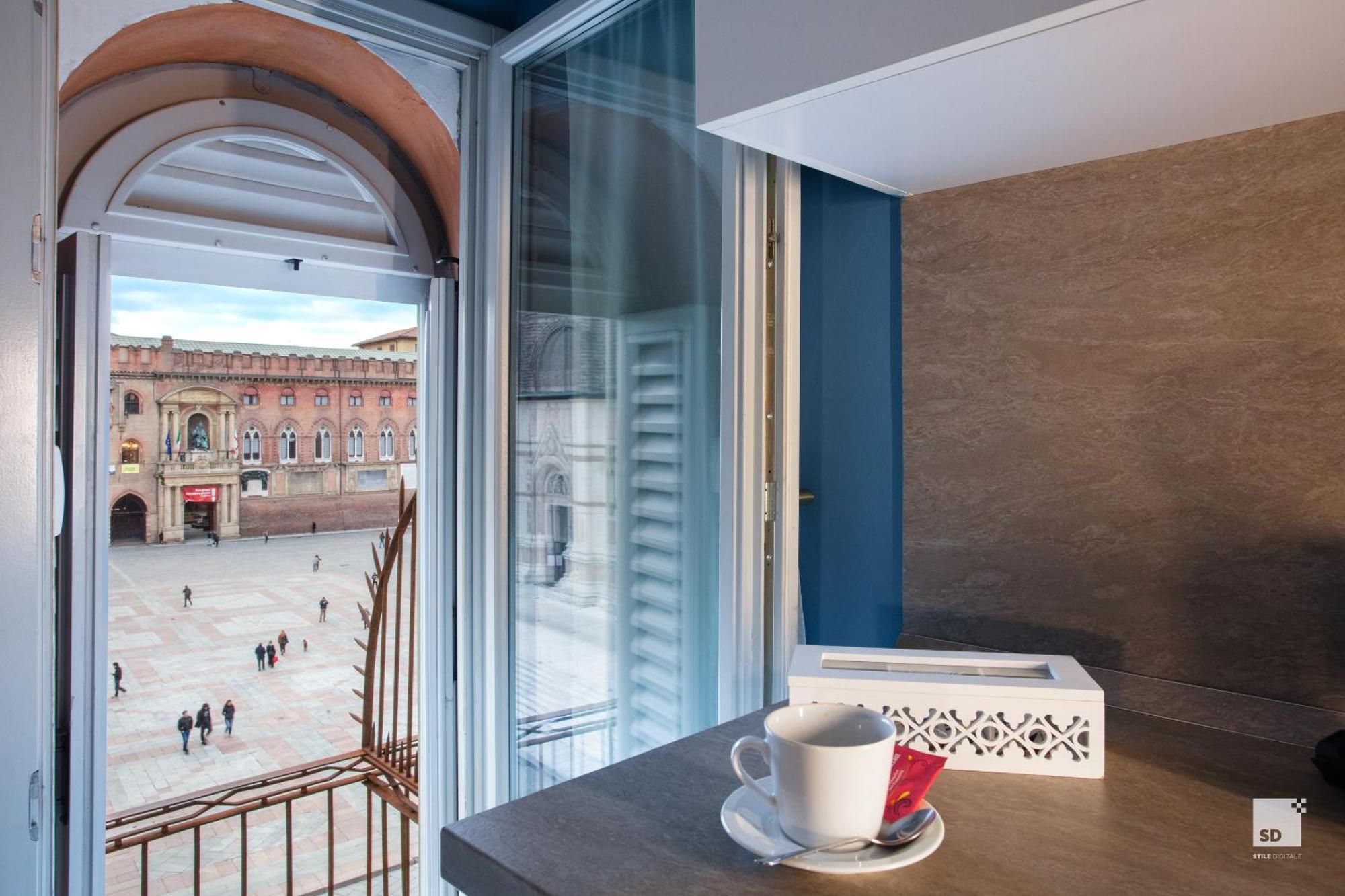 Urbanicooh Asinelli - Balcony On Piazza Maggiore Bolonia Exterior foto