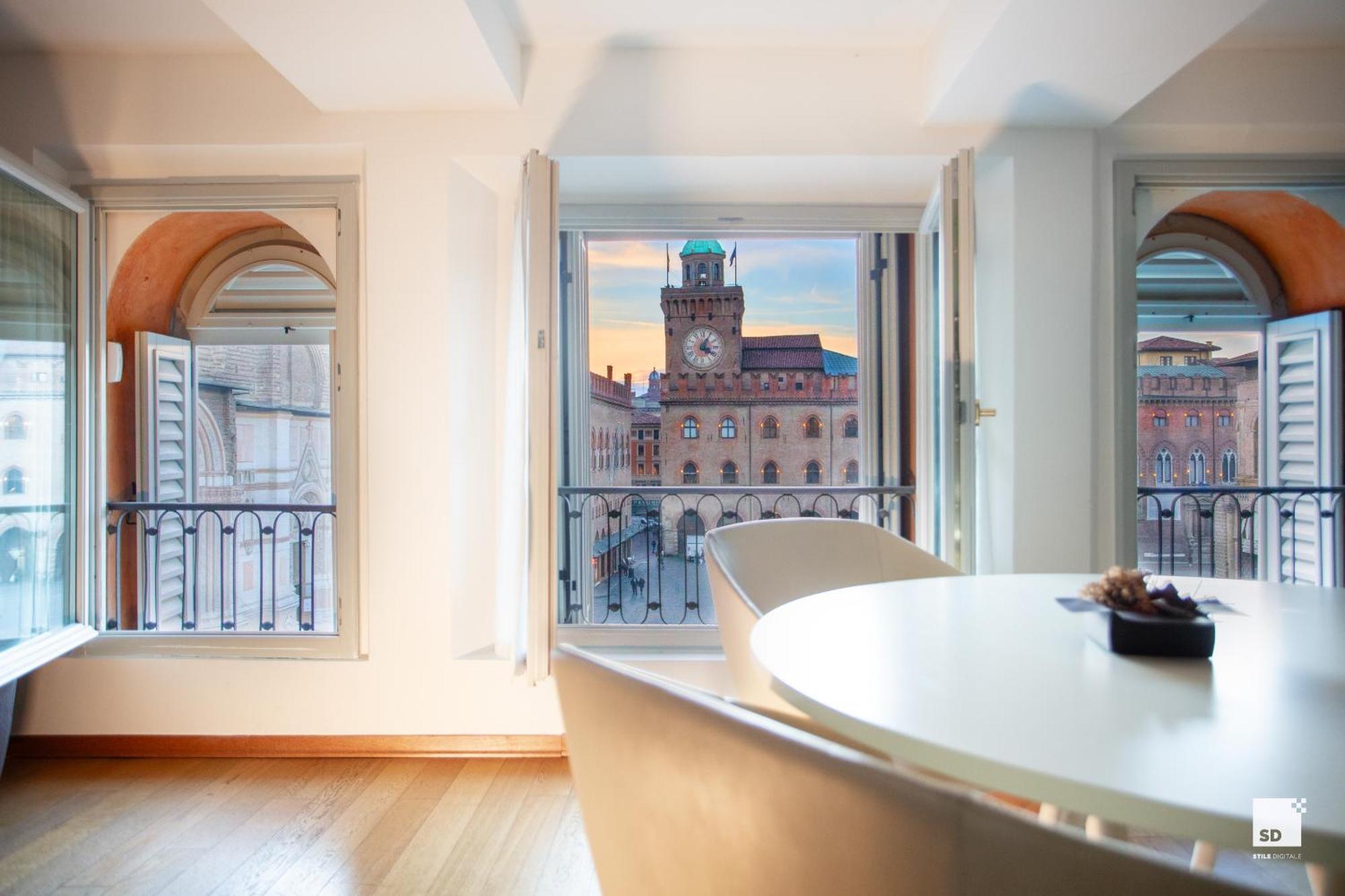 Urbanicooh Asinelli - Balcony On Piazza Maggiore Bolonia Exterior foto